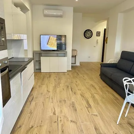 Apartamento Pm 34 Viale Imperatore - San Paolo Station